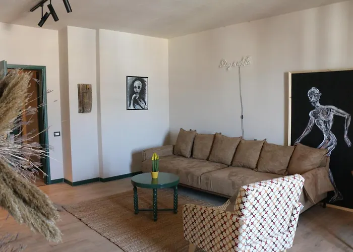 Skyline 14 In Tirana's Center * 地拉那