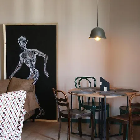 Skyline 14 In Tirana's Center Apartmán *