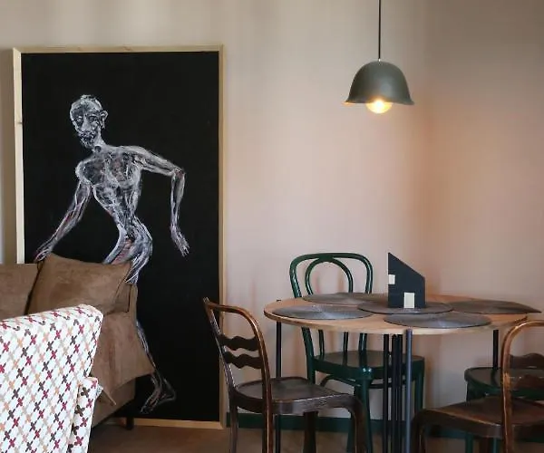 Skyline 14 In Tirana's Center Lägenhet *