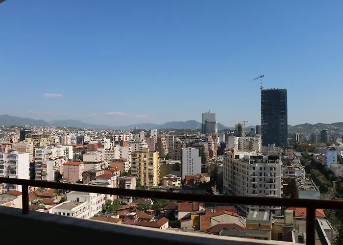Skyline 14 In Tirana's Center Apartmán