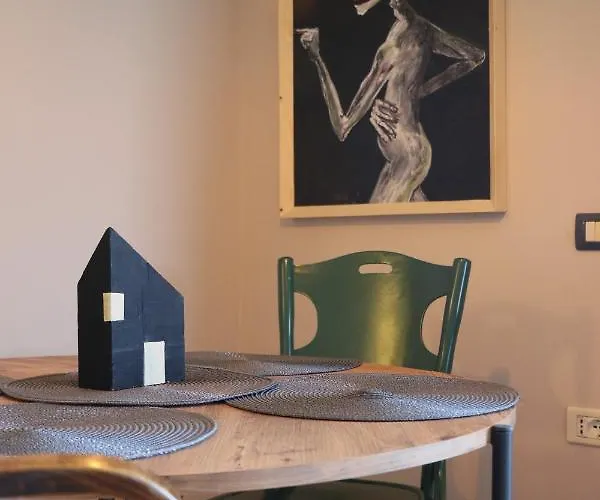 Skyline 14 In Tirana's Center Lägenhet *